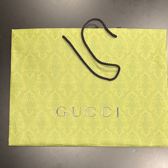 Bundle of 4 Gucci white and Green Designer Bags + Salvatore Ferragamo red - Picture 4 of 5